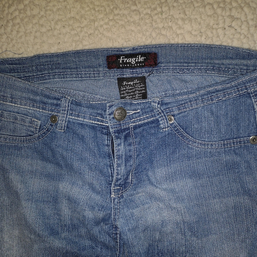 Fragile Jeans